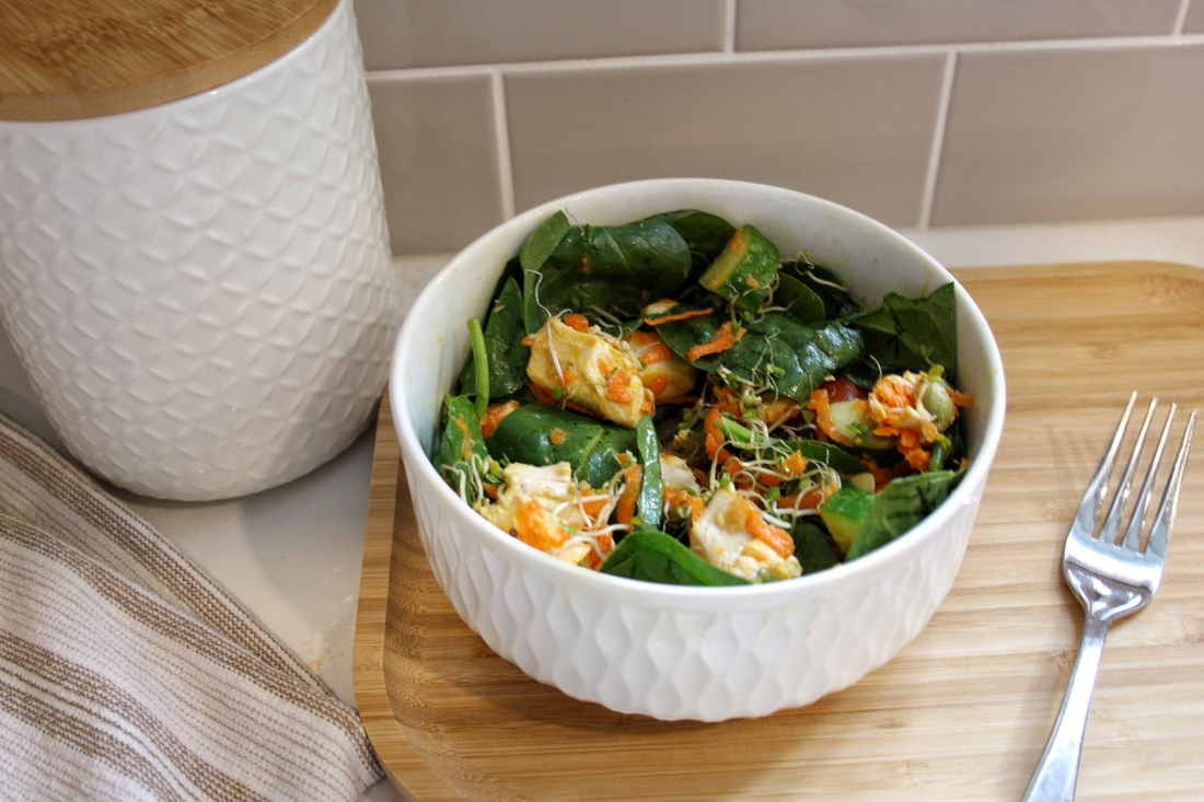 This endometriosis diet-friendly salad is full of fibre