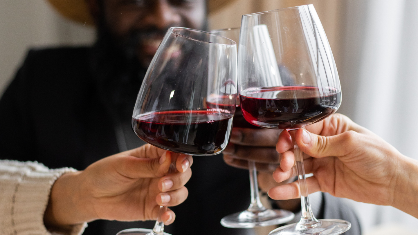 alcohol while breastfeeding