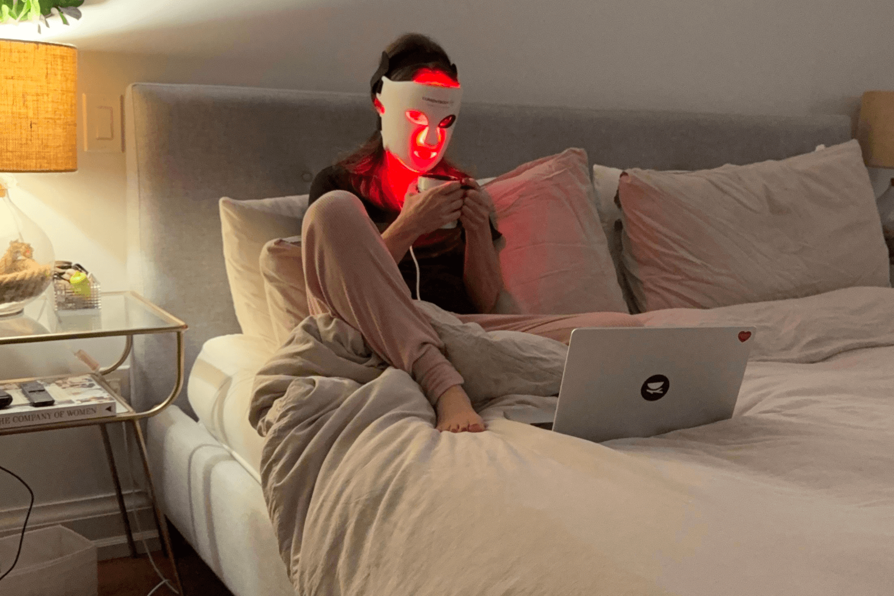 red light therapy mask